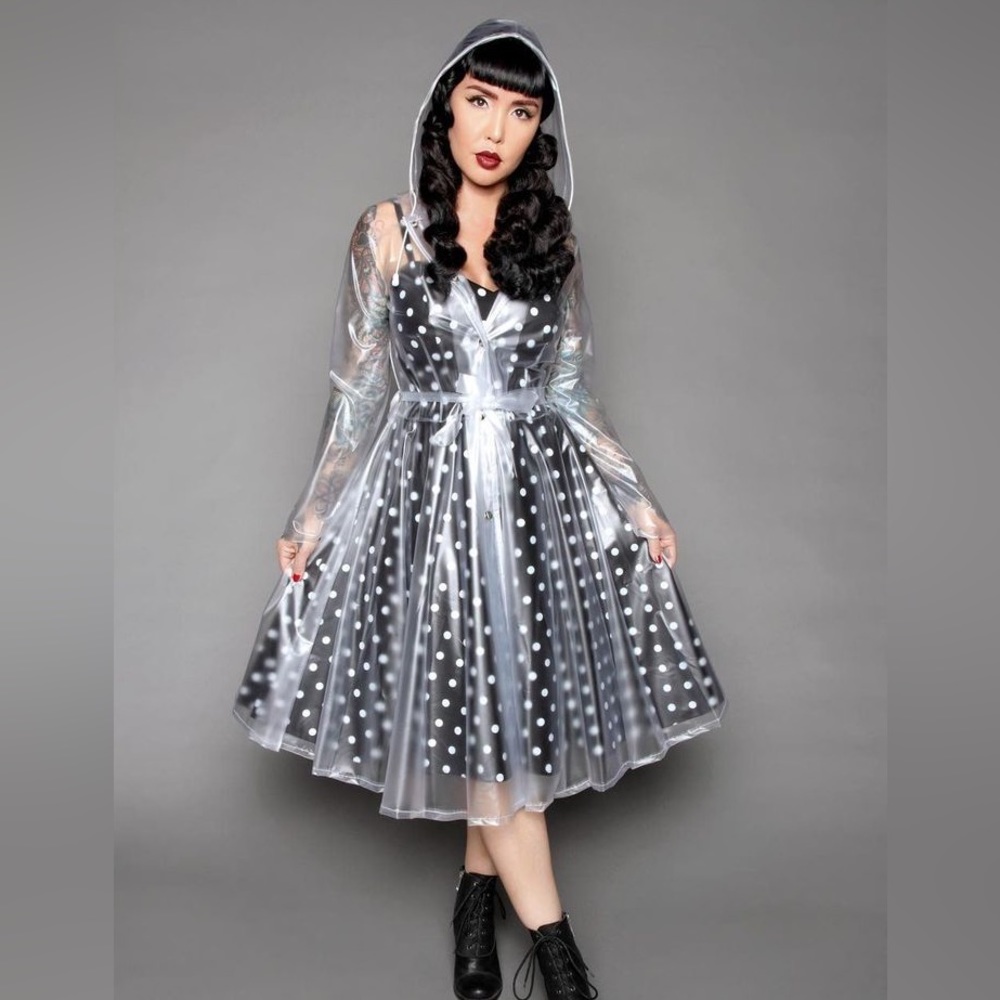 Pinup Girl Clothing LARGE Romantica Hooded Rain Coat